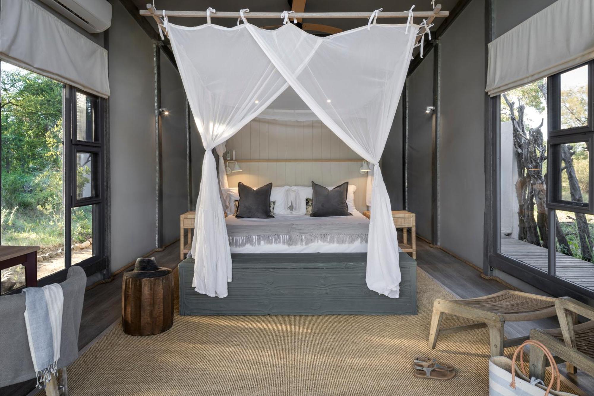 Simbavati River Lodge Timbavati Game Reserve Extérieur photo