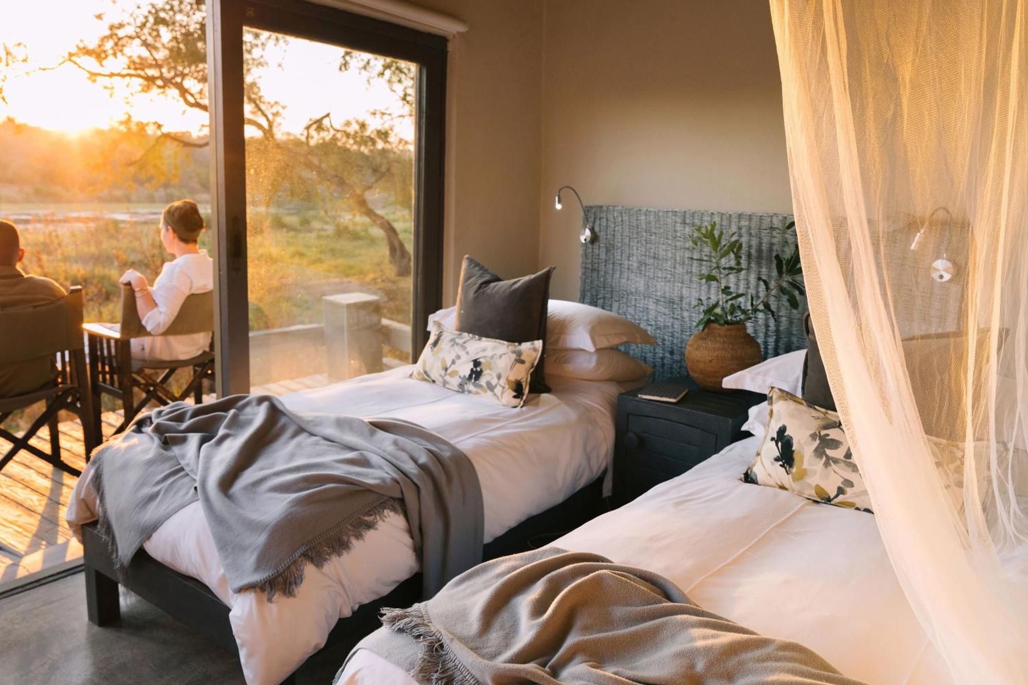 Simbavati River Lodge Timbavati Game Reserve Extérieur photo