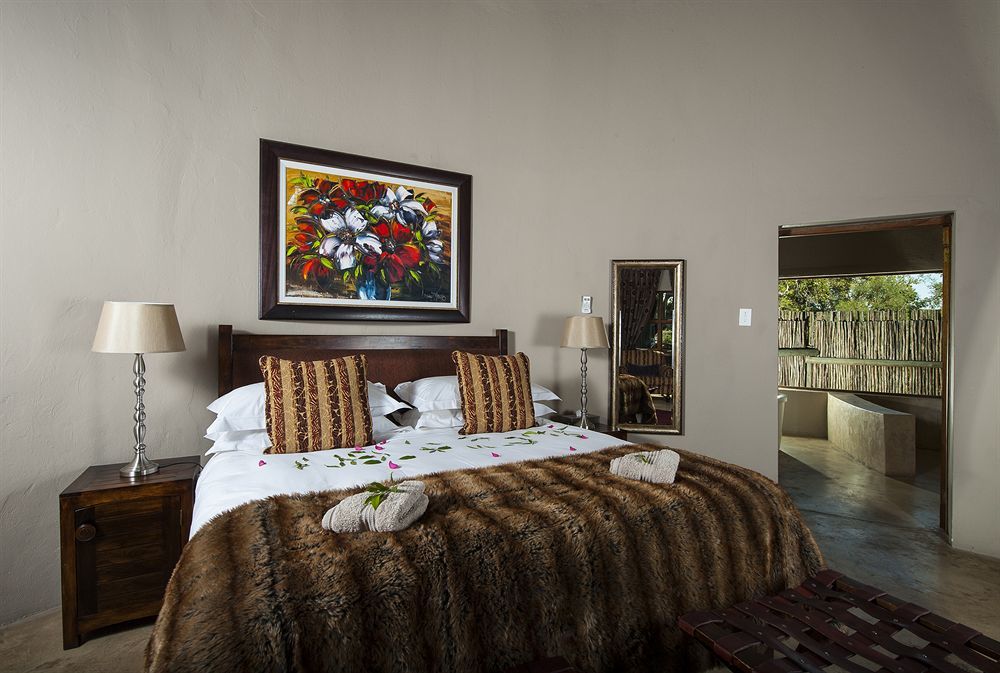 Simbavati River Lodge Timbavati Game Reserve Extérieur photo